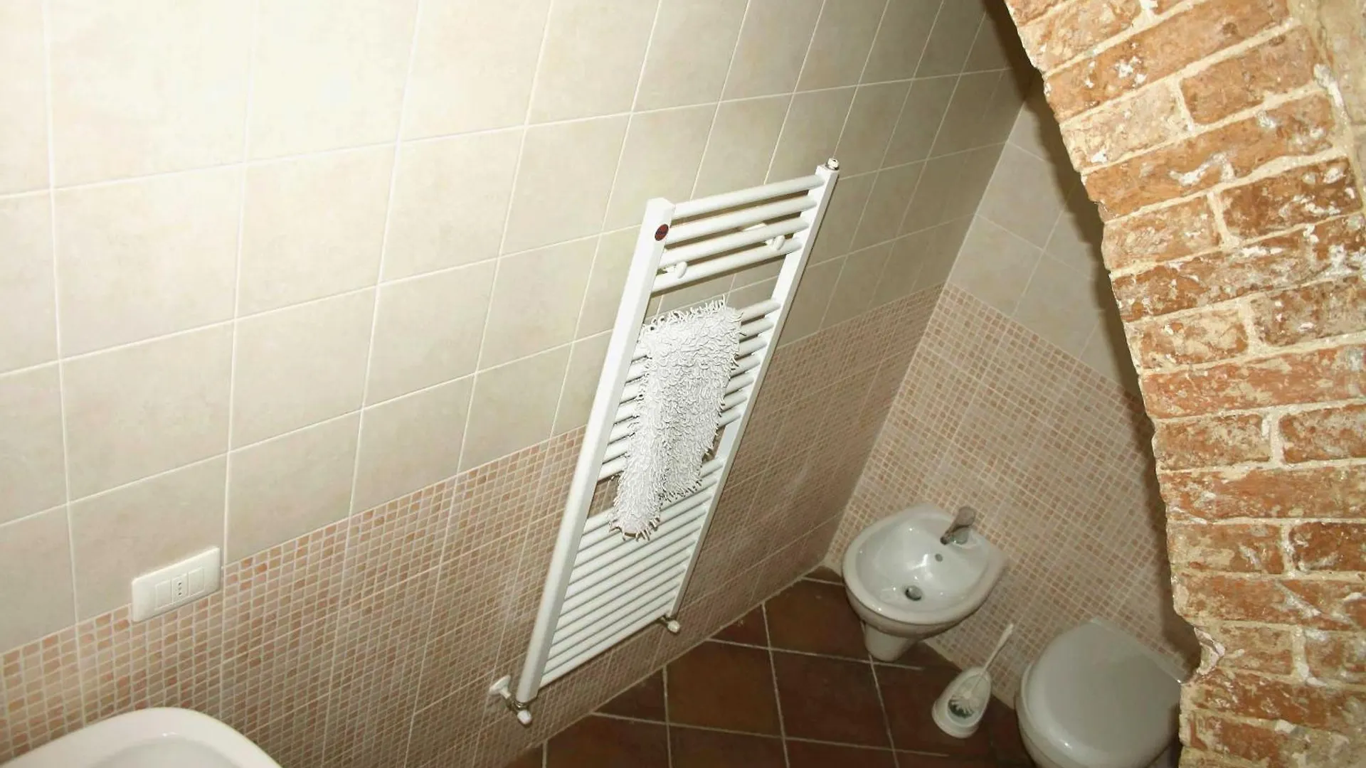 Agriturismo La Torretta - Apt 4Rooms With Pool Siena Italy