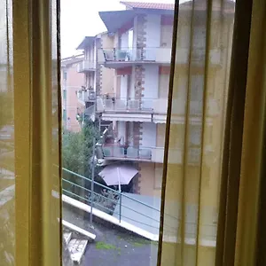 La Casetta - Free Public Parking Apartment